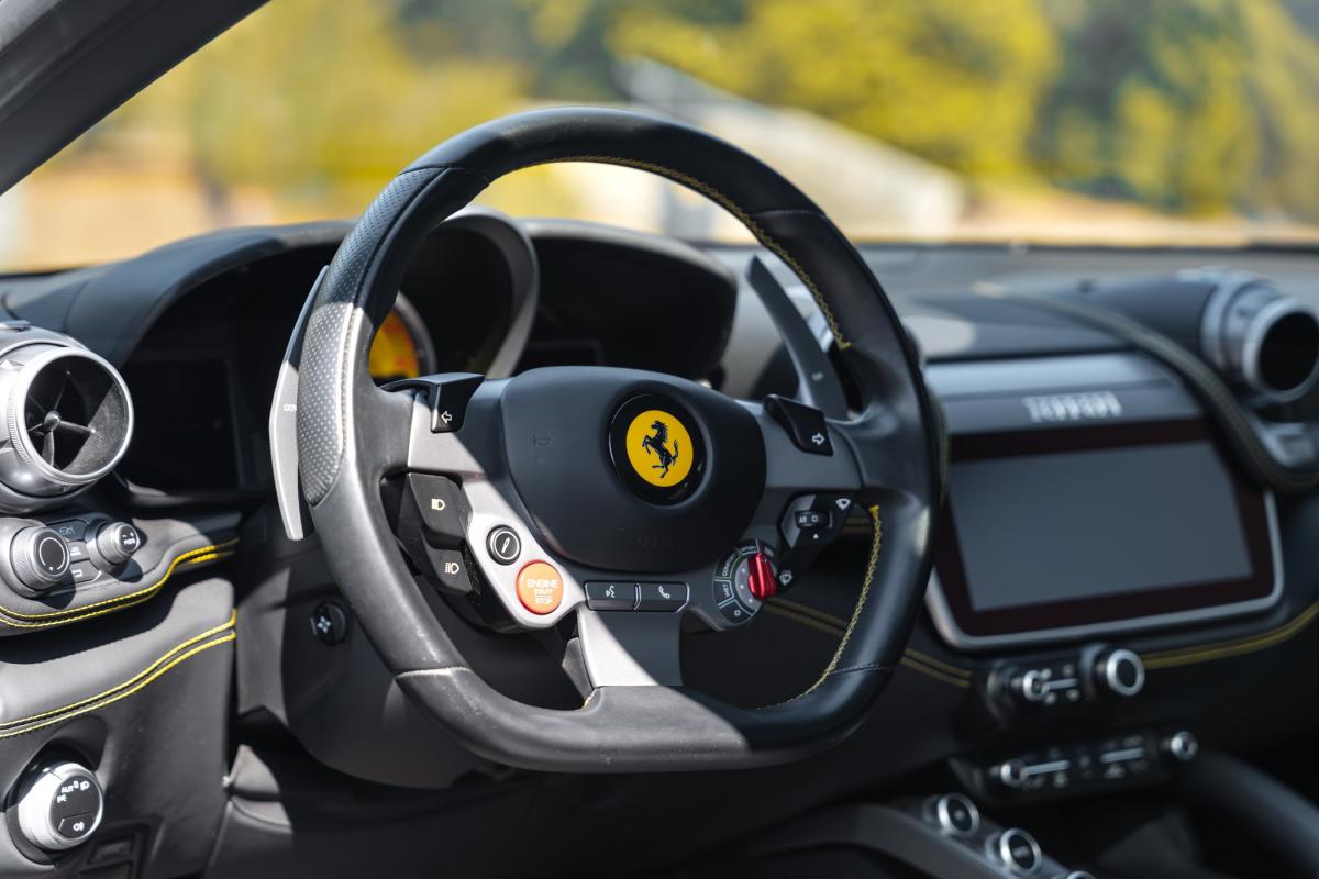 ferrari-gtc4-lusso-2021-gasolina-3855cc