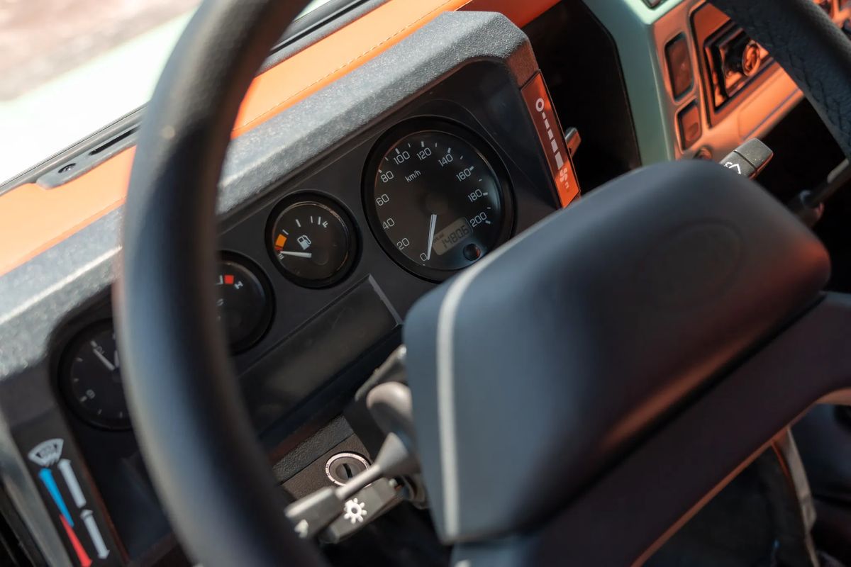 land-rover-defender-2006-diesel-2495cc