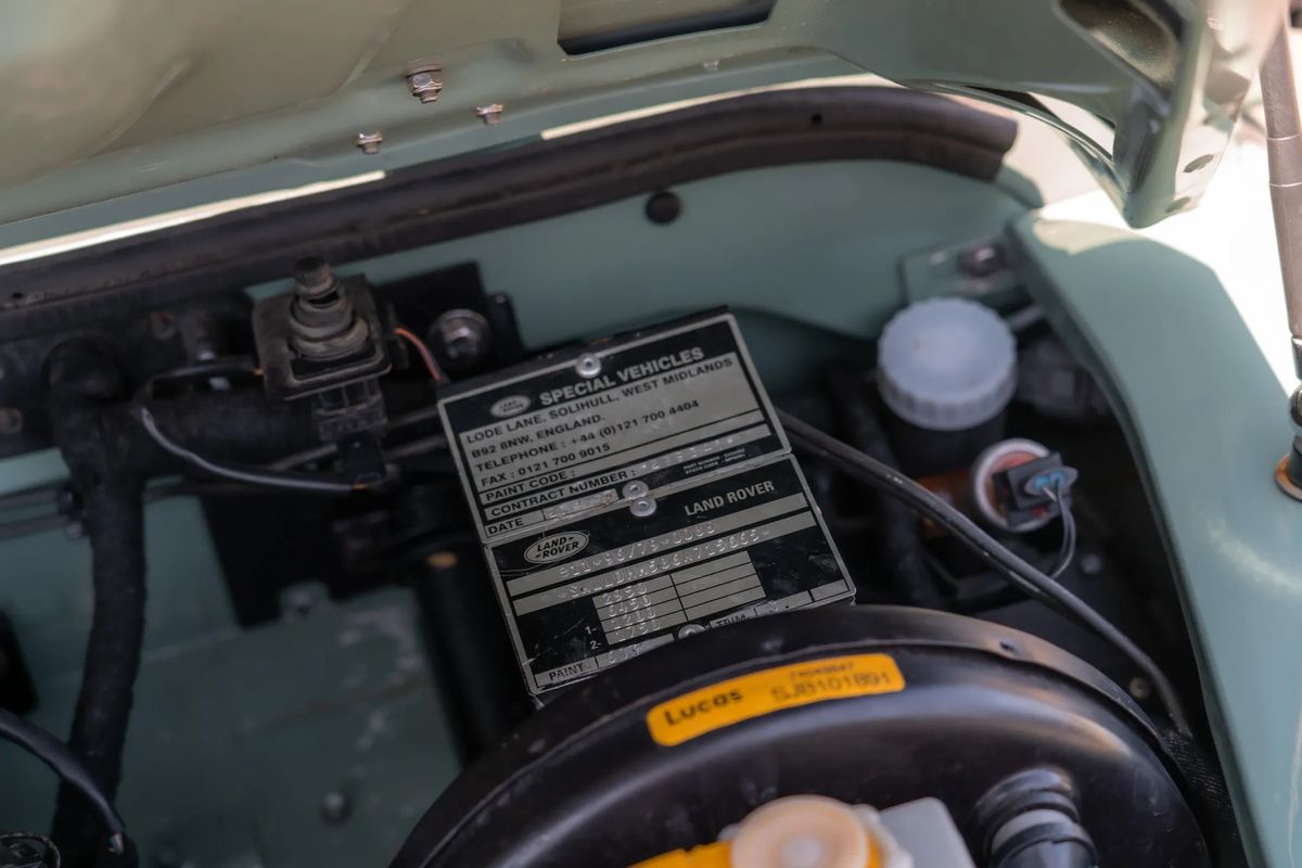 land-rover-defender-2006-diesel-2495cc
