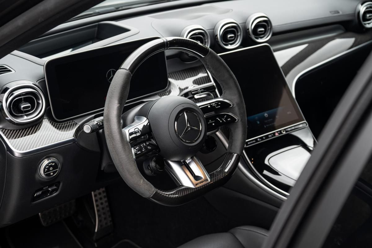 mercedes-benz-classe-c-2024-hibrido-a-gasolina-1991cc