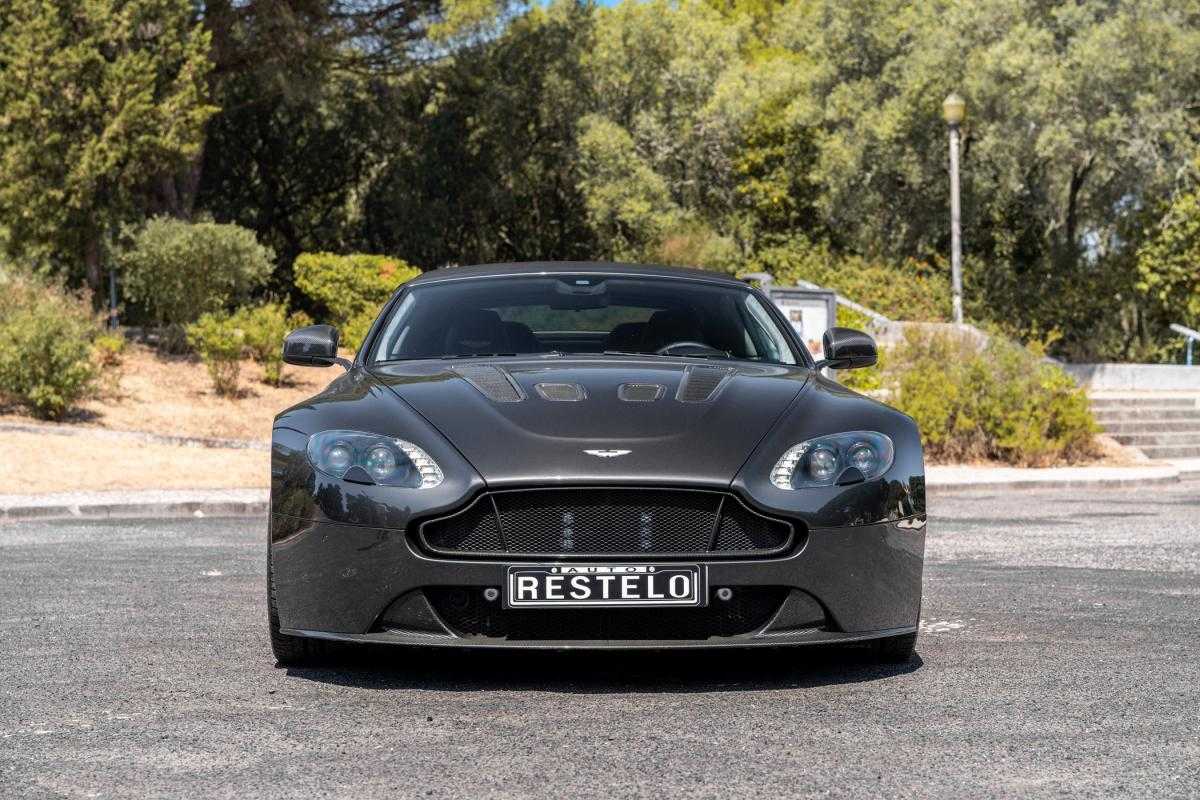 aston-martin-vantage-roadster-2015-gasolina-5935cc