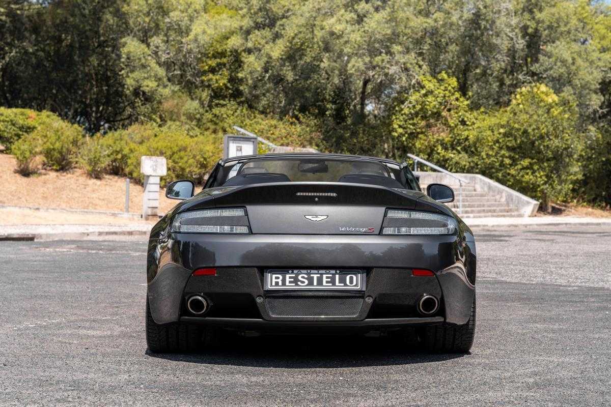 aston-martin-vantage-roadster-2015-gasolina-5935cc