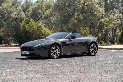 aston-martin-vantage-roadster-2015-gasolina-5935cc