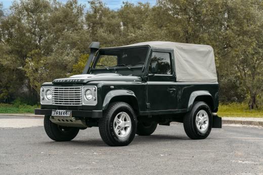 land-rover-defender-2010-diesel-2402cc