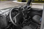 land-rover-defender-2010-diesel-2402cc