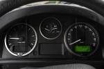 land-rover-defender-2010-diesel-2402cc