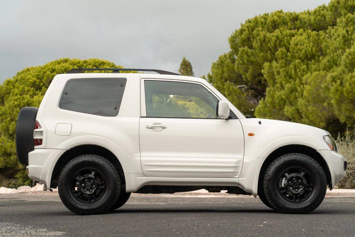 mitsubishi-pajero-2001-diesel-3200cc