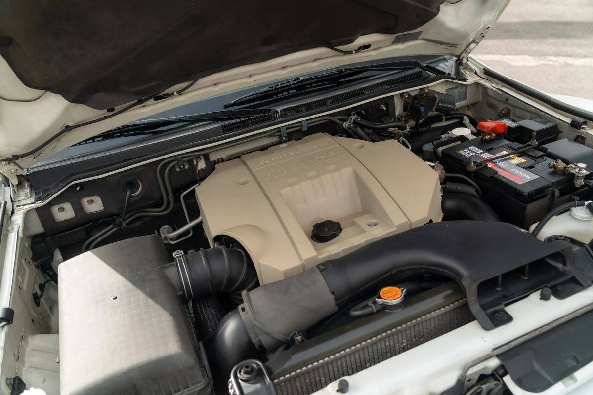 mitsubishi-pajero-2001-diesel-3200cc