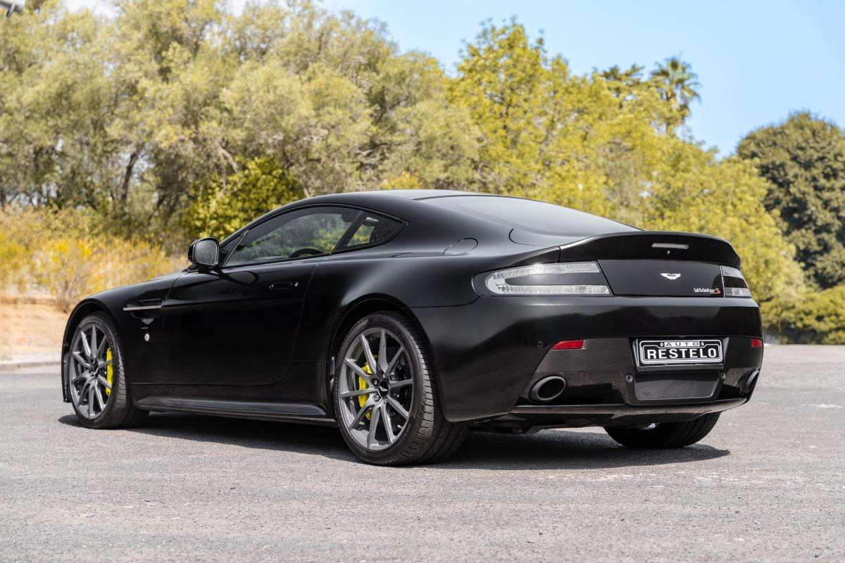 aston-martin-vantage-coupe-2016-gasolina-5935cc