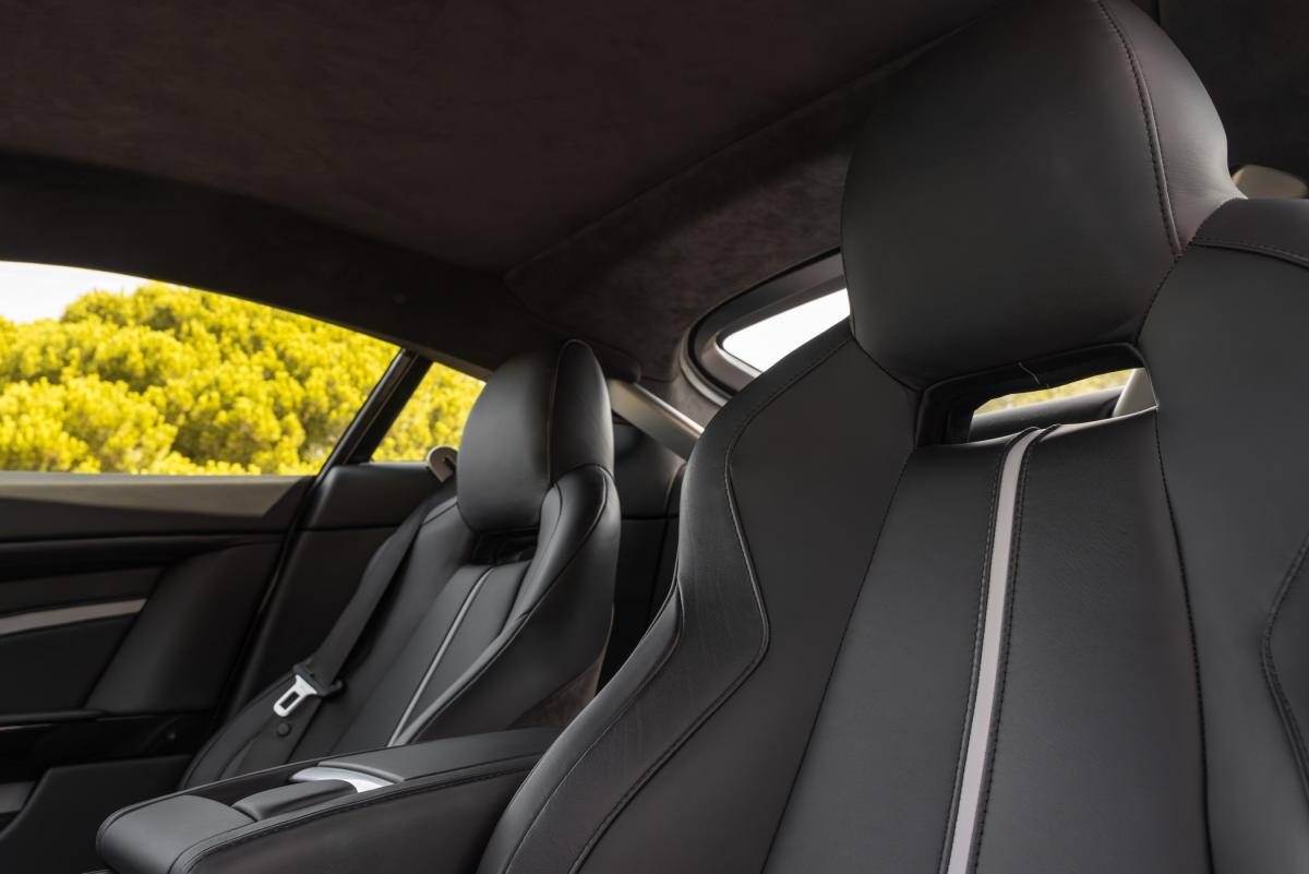 aston-martin-vantage-coupe-2016-gasolina-5935cc