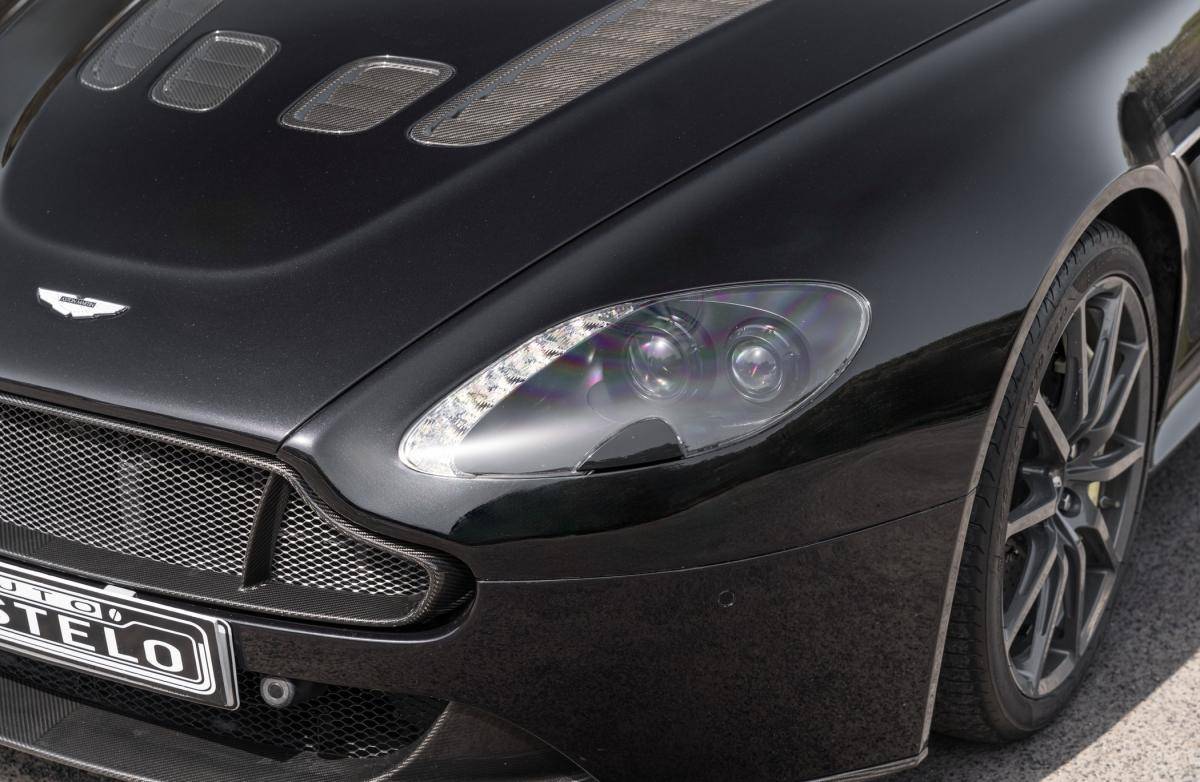 aston-martin-vantage-coupe-2016-gasolina-5935cc