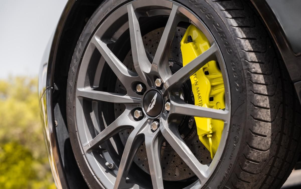 aston-martin-vantage-coupe-2016-gasolina-5935cc