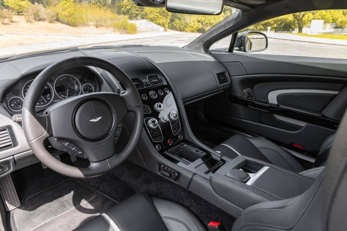 aston-martin-vantage-coupe-2016-gasolina-5935cc