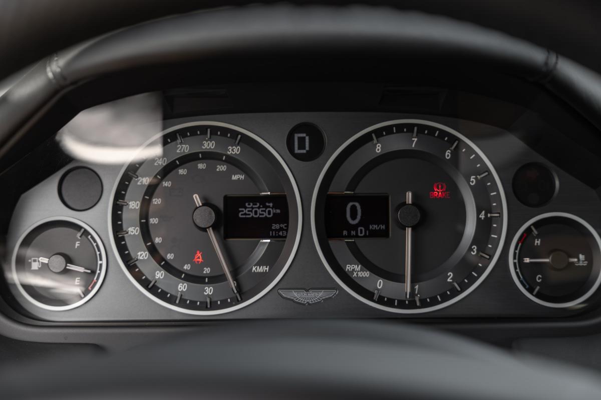 aston-martin-vantage-coupe-2016-gasolina-5935cc