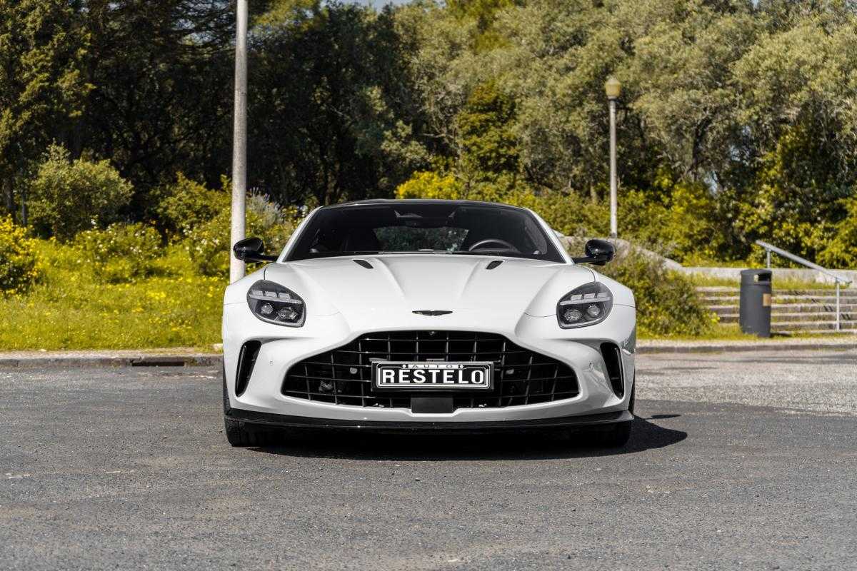 aston-martin-vantage-coupe-2024-gasolina-3982cc