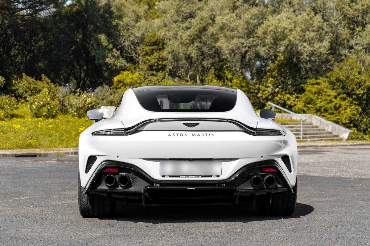 aston-martin-vantage-coupe-2024-gasolina-3982cc