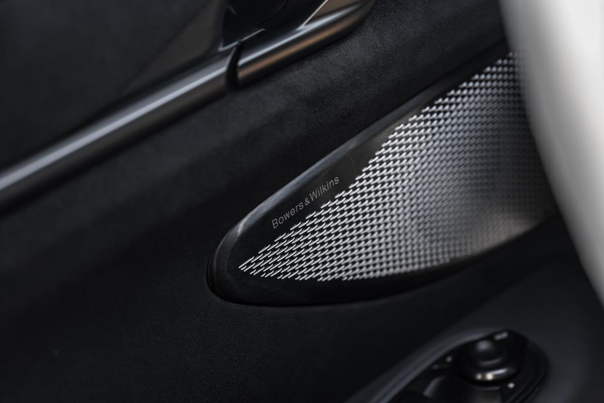 aston-martin-vantage-coupe-2024-gasolina-3982cc