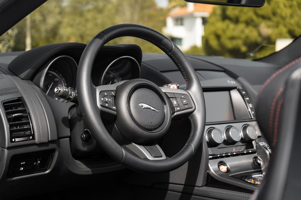 jaguar-f-type-2014-gasolina-2995cc