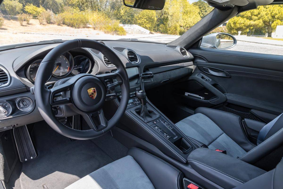 porsche-718-2024-gasolina-3996cc
