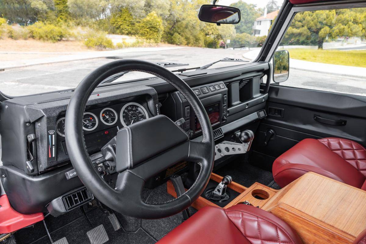 land-rover-defender-2001-diesel-2495cc