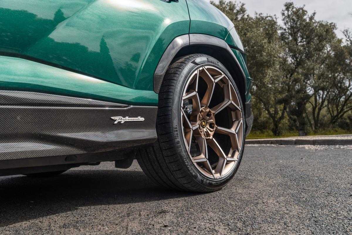 lamborghini-urus-2025-gasolina-3996cc