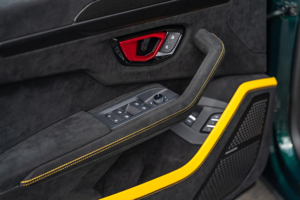 lamborghini-urus-2025-gasolina-3996cc
