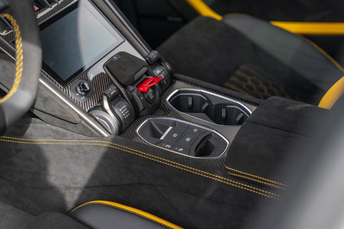 lamborghini-urus-2025-gasolina-3996cc