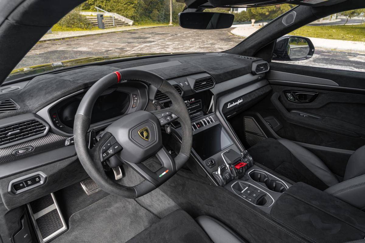 lamborghini-urus-2025-gasolina-3996cc