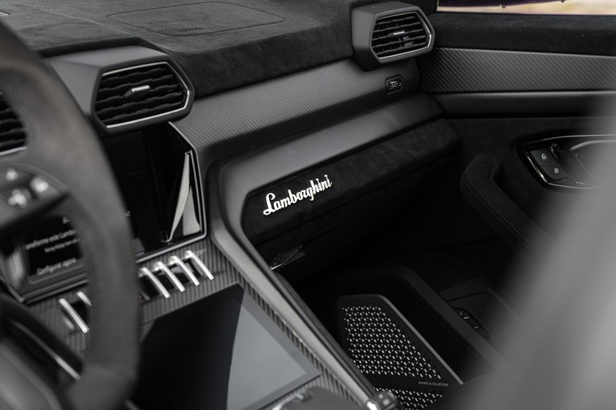lamborghini-urus-2025-gasolina-3996cc