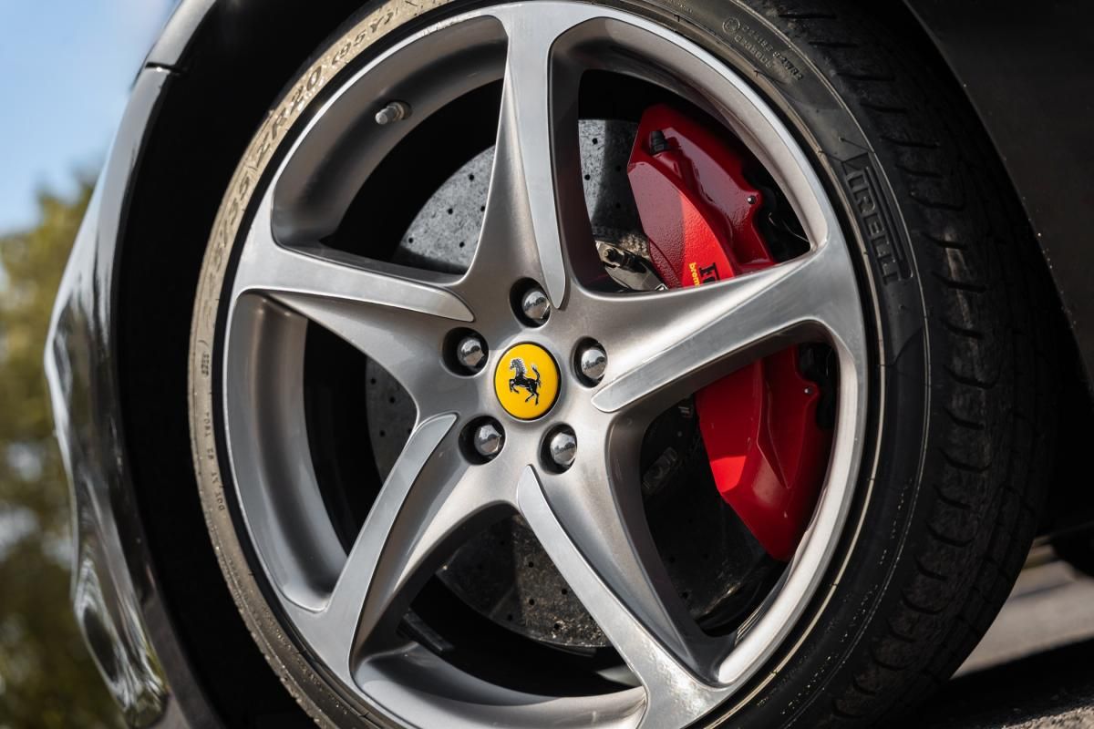 ferrari-ff-2016-gasolina-6262cc