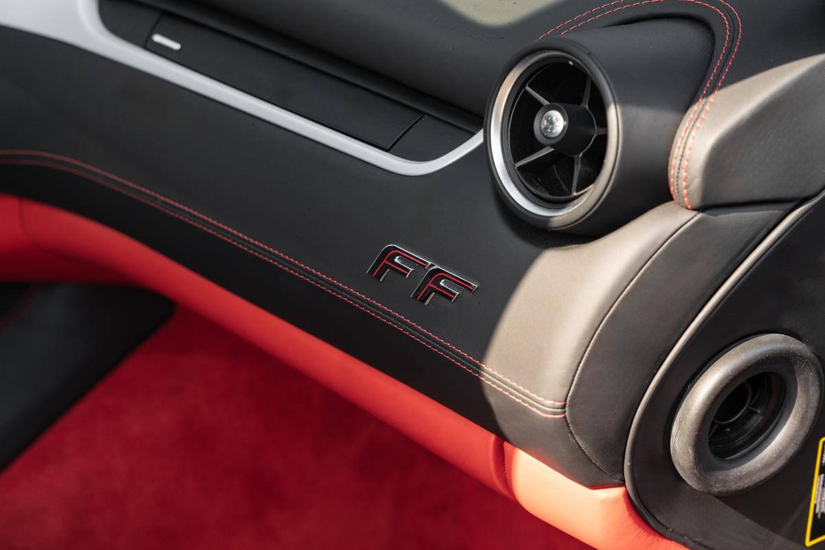 ferrari-ff-2016-gasolina-6262cc