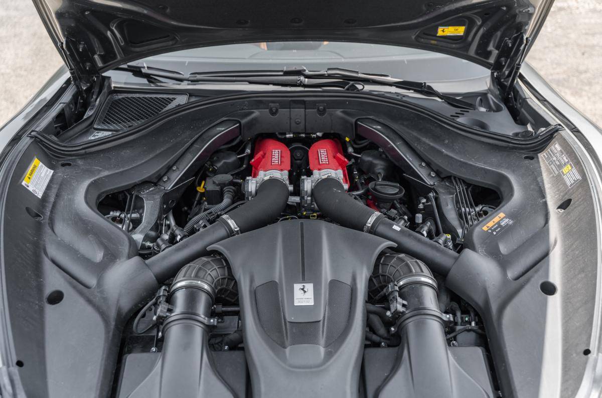 ferrari-roma-2024-gasolina-3855cc