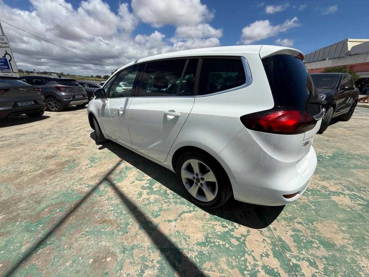 opel-zafira-2014-diesel-1598cc