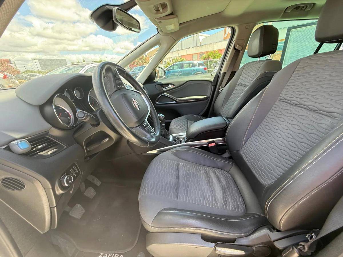 opel-zafira-2014-diesel-1598cc