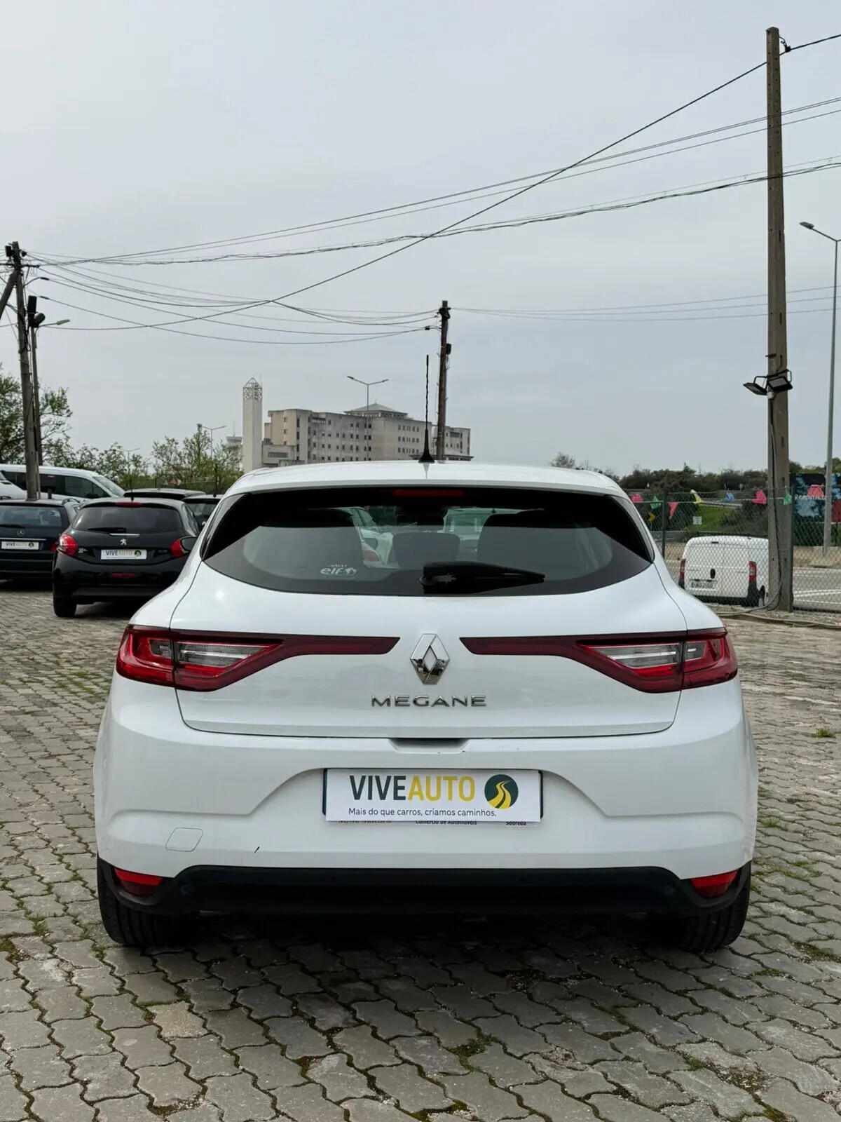 renault-megane-2017-diesel-1500cc