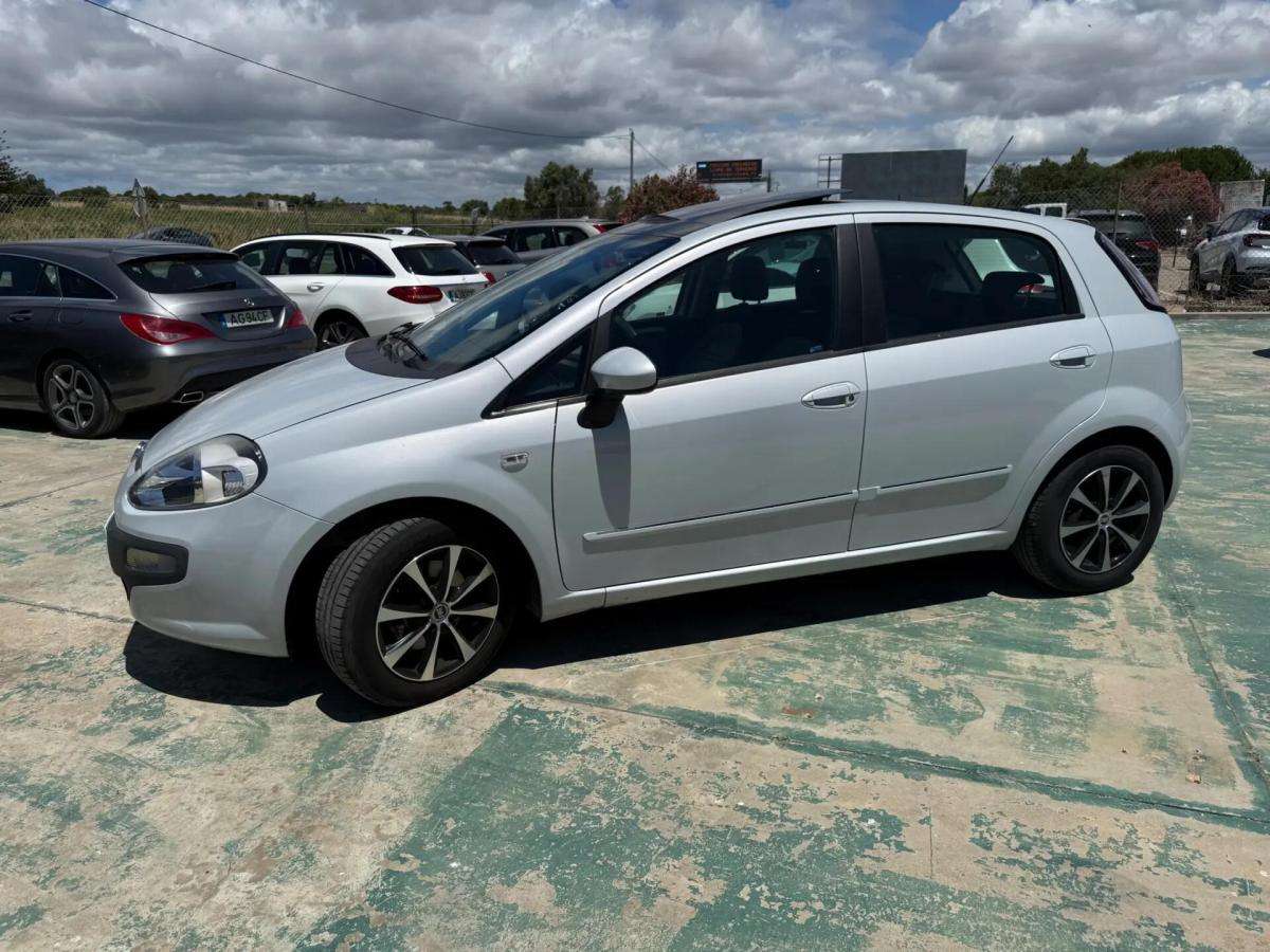 fiat-grande-punto-2026-diesel-1300cc
