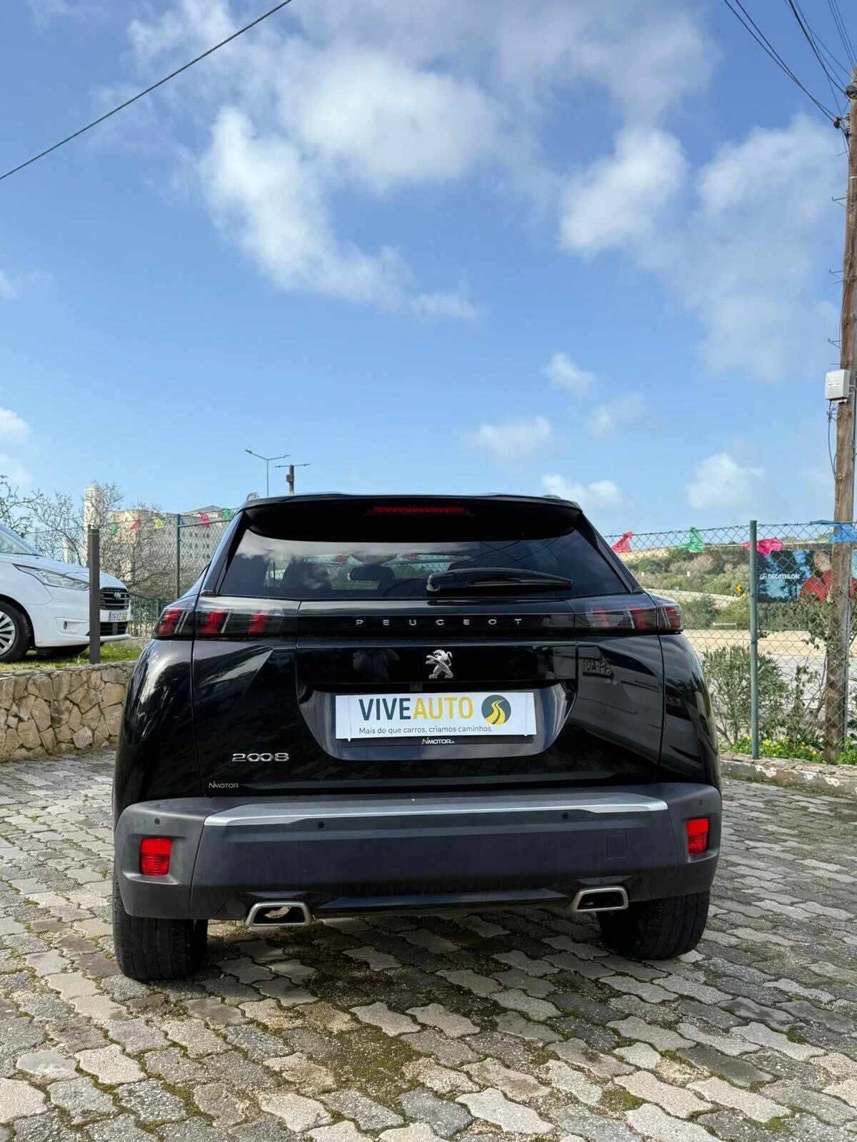 peugeot-2008-2021-gasolina-1199cc