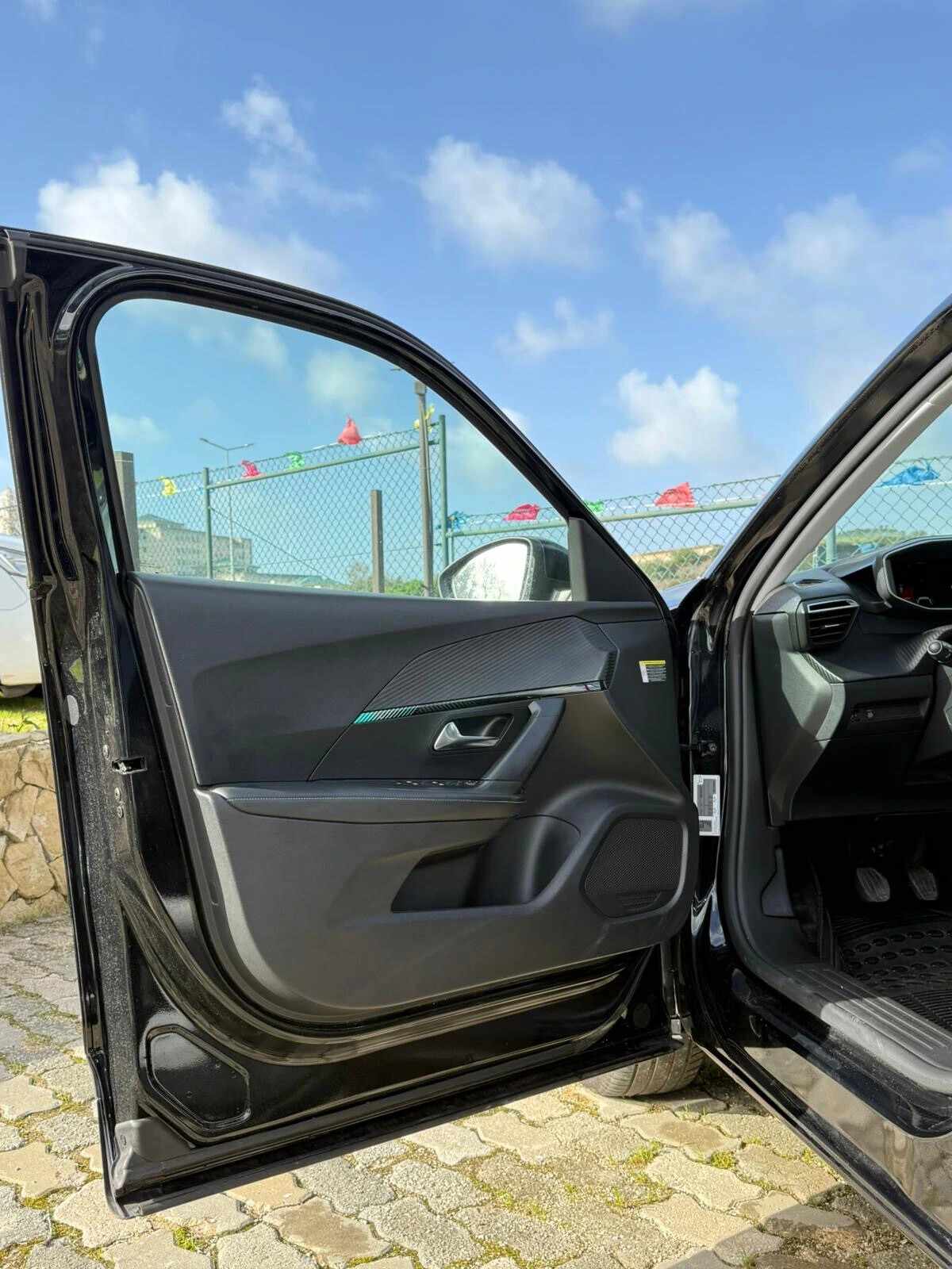 peugeot-2008-2021-gasolina-1199cc