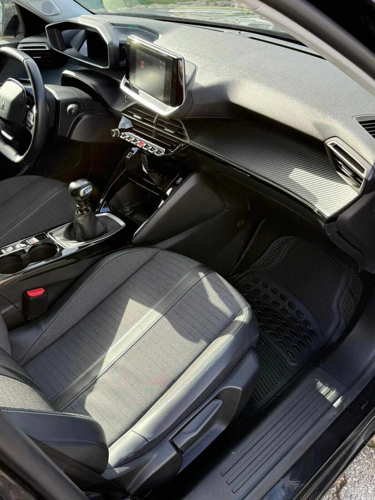 peugeot-2008-2021-gasolina-1199cc