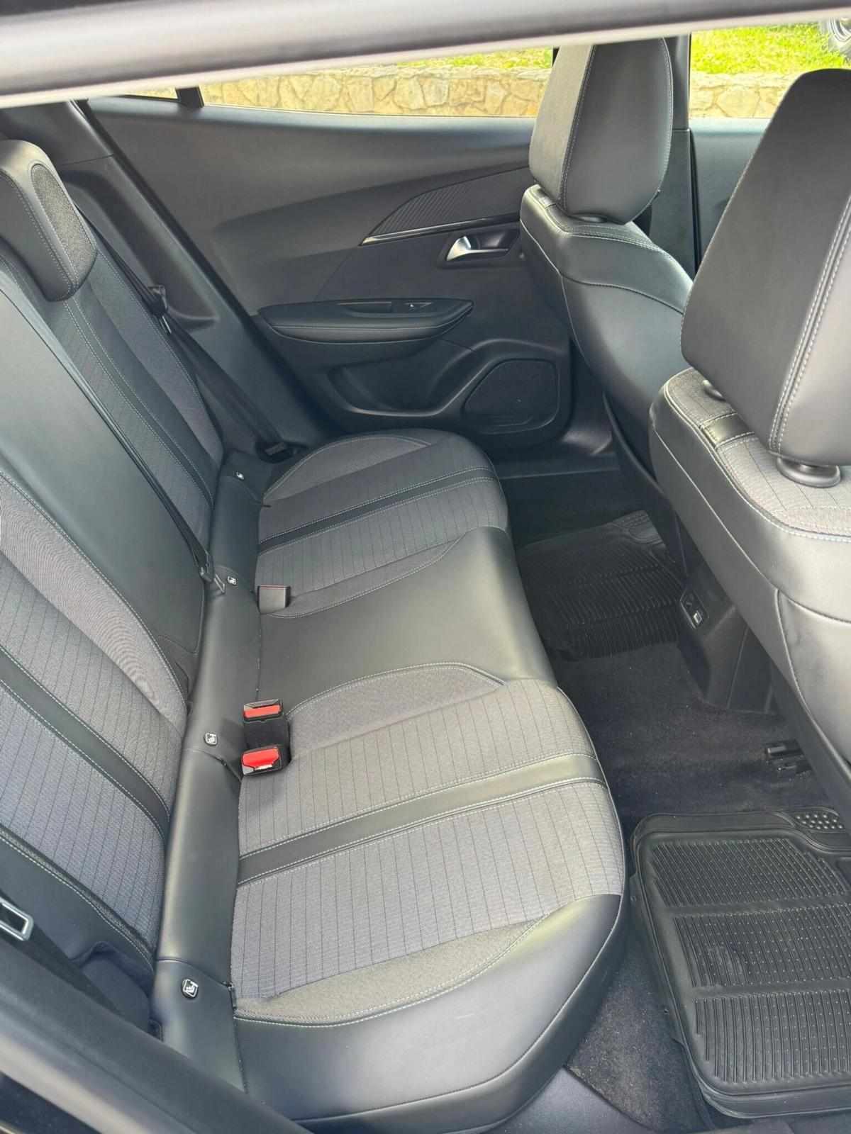 peugeot-2008-2021-gasolina-1199cc