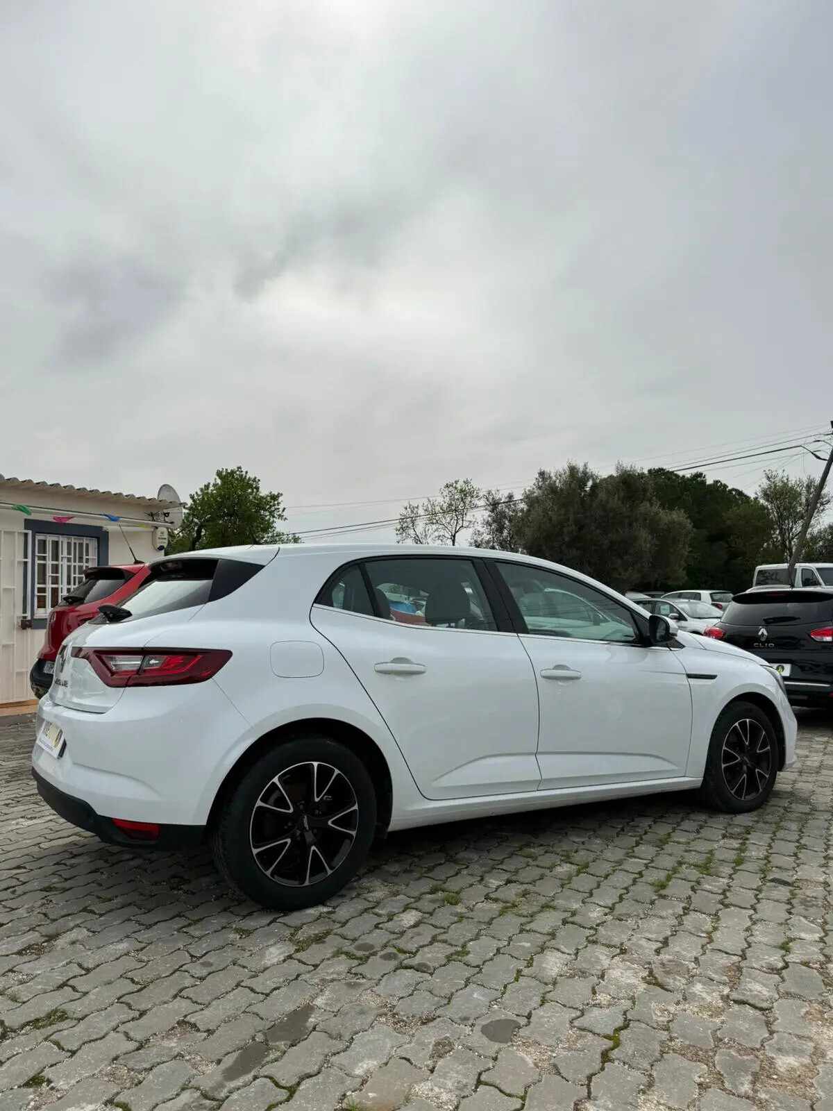 renault-megane-2017-diesel-1500cc