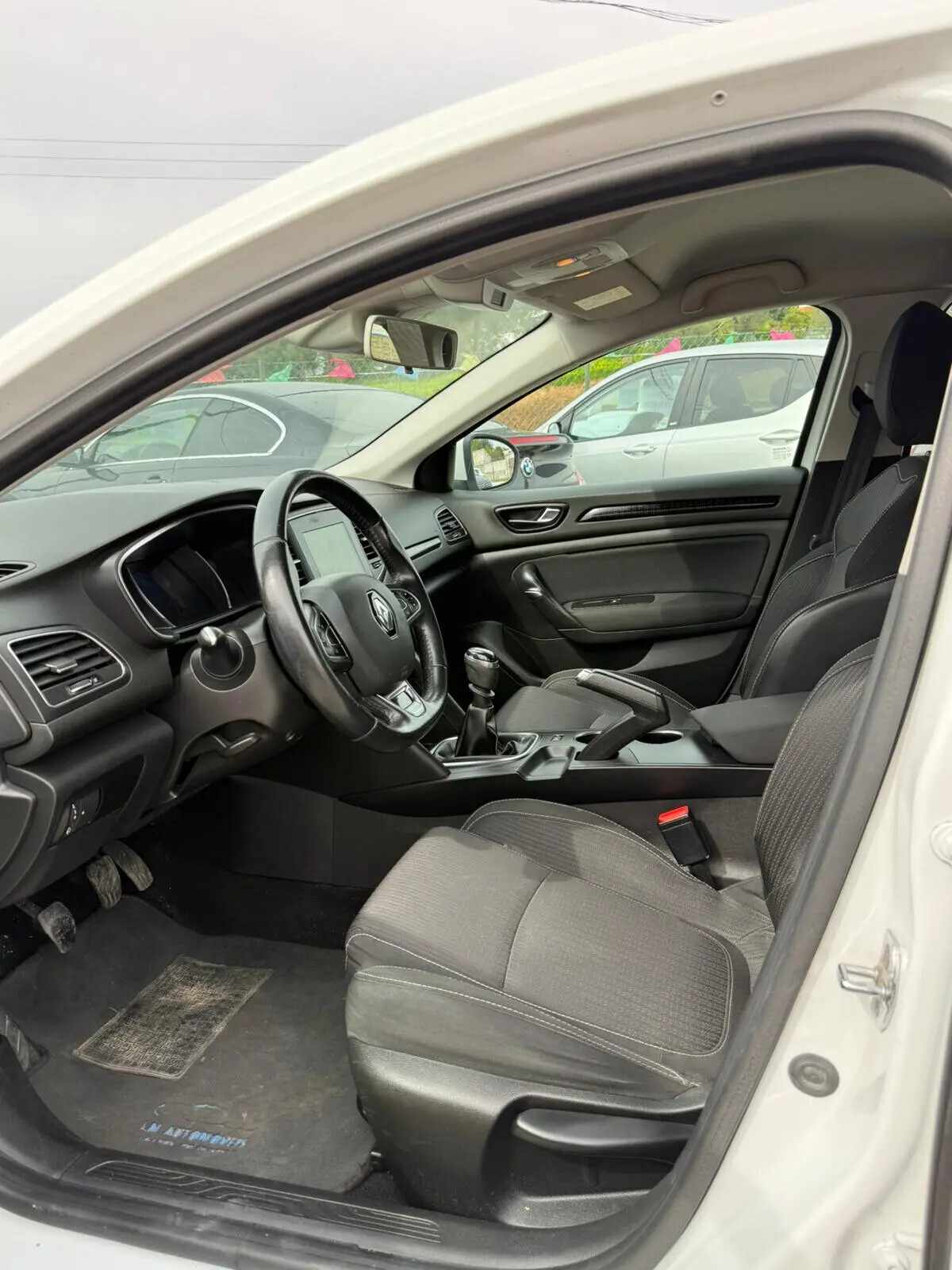 renault-megane-2017-diesel-1500cc