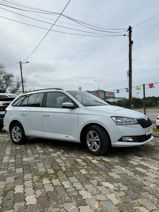 skoda-fabia-2019-gasolina-1000cc