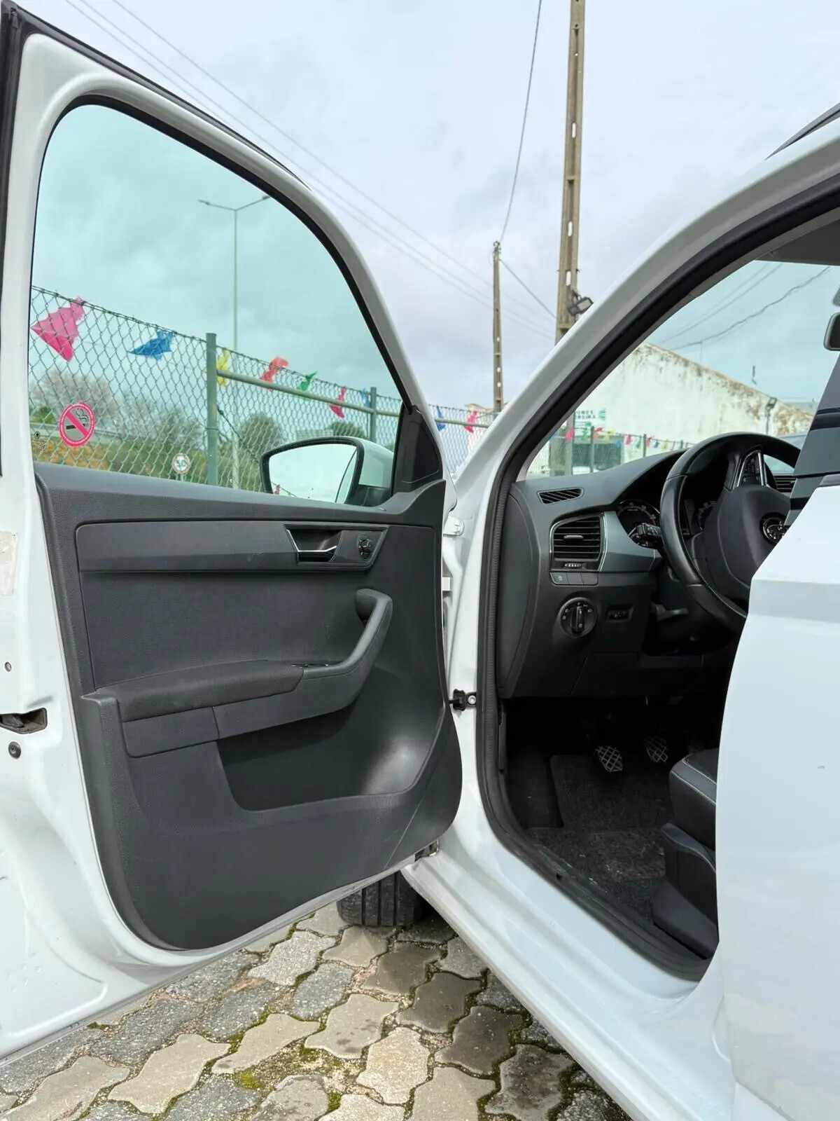 skoda-fabia-2019-gasolina-1000cc