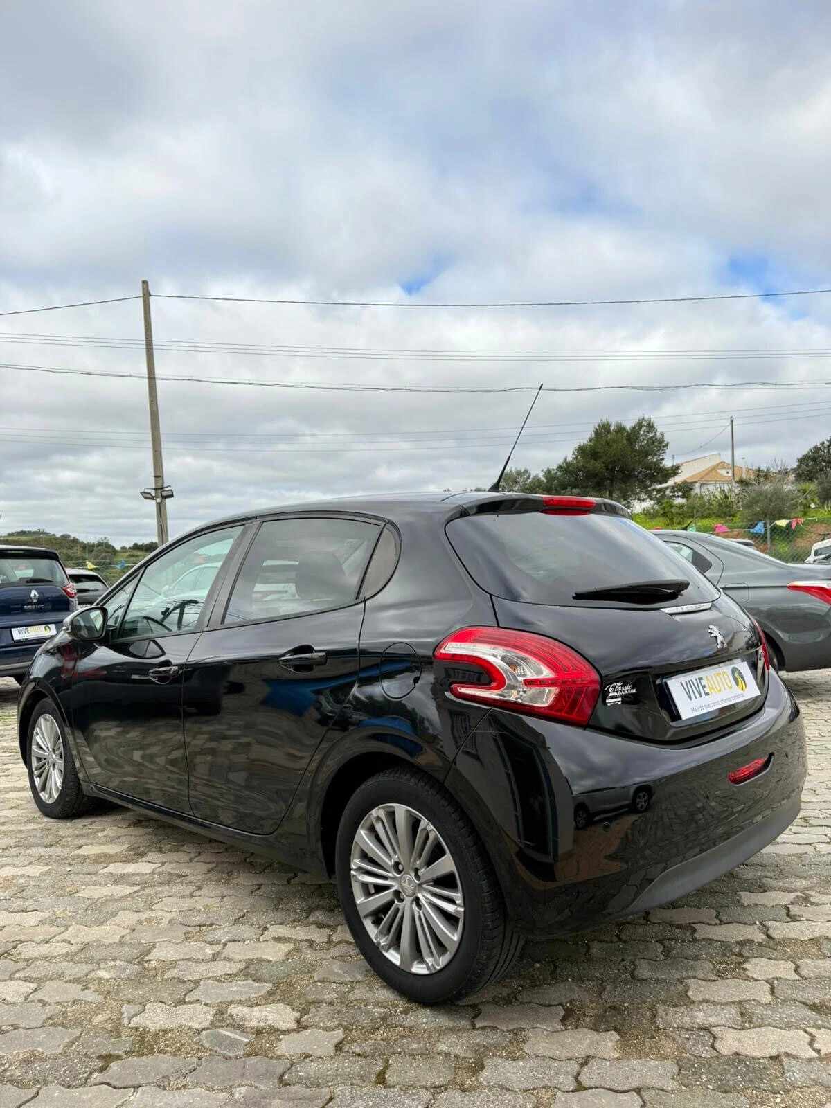 peugeot-208-2014-diesel-1398cc
