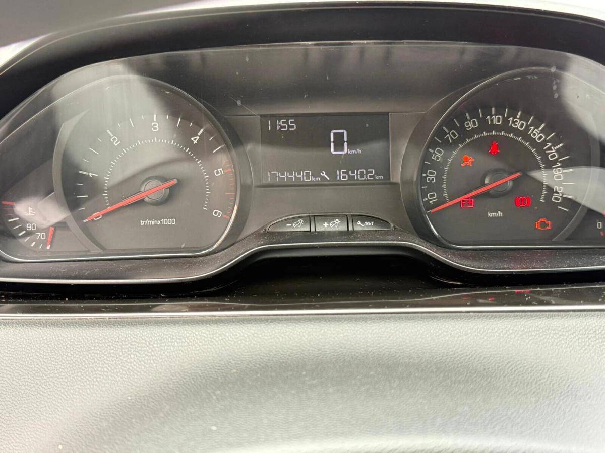 peugeot-208-2014-diesel-1398cc