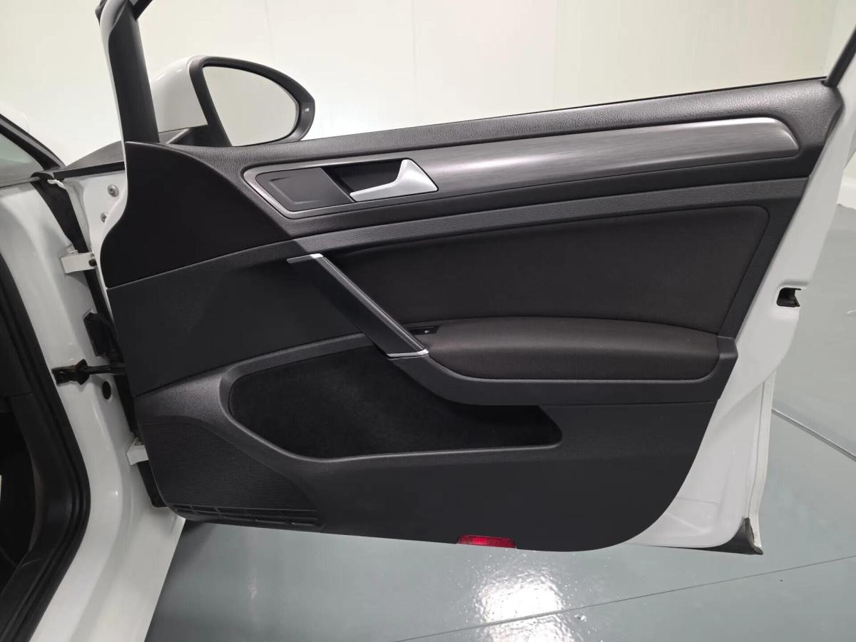 volkswagen-e-golf-2020-eletrico-0cc