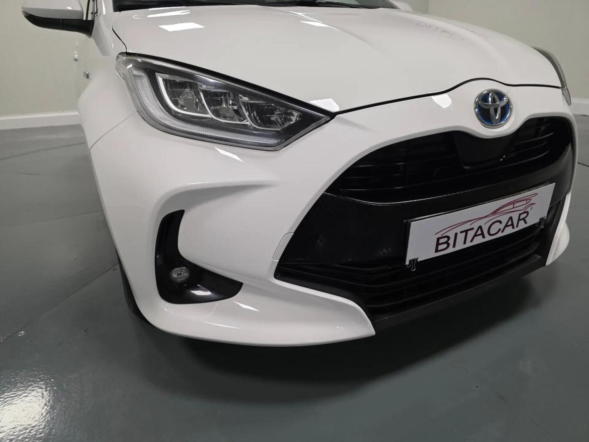 toyota-yaris-2021-hibrido-a-gasolina-1497cc