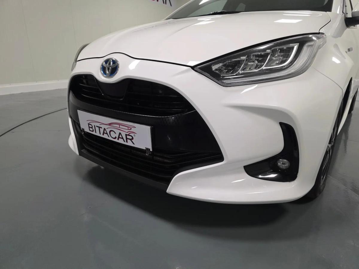toyota-yaris-2021-hibrido-a-gasolina-1497cc