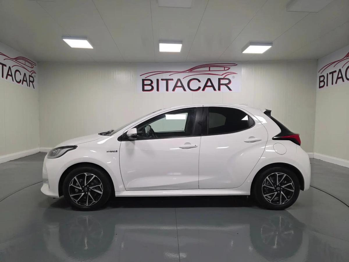toyota-yaris-2021-hibrido-a-gasolina-1497cc